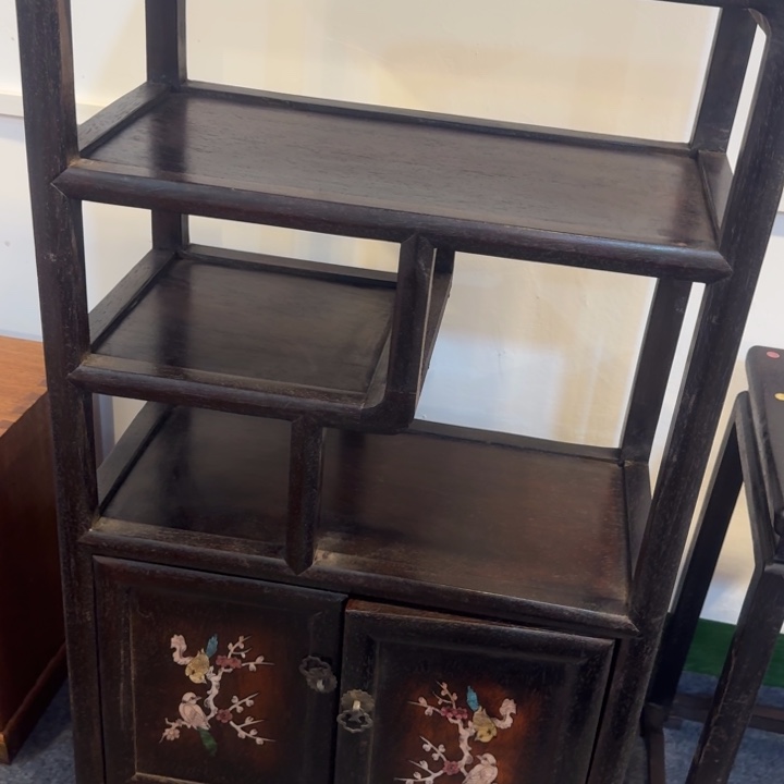 贡木架子的的的的的