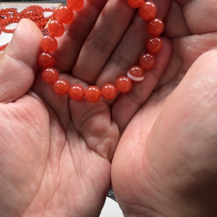 南红玛瑙手链未镶嵌