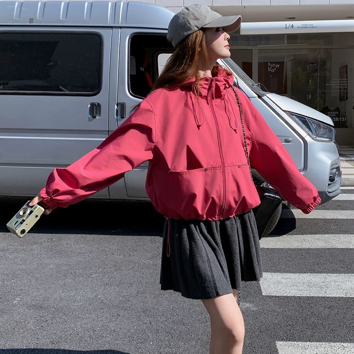 2025秋冬连帽加厚羽绒软壳冲锋衣设计感小个子百搭显瘦外套女