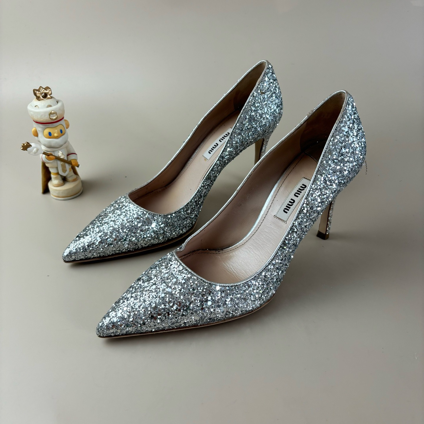 99新 MIU MIU/缪缪 银色闪粉亮片高跟鞋 37码 YLP3174