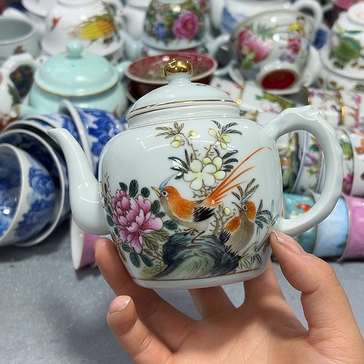 景德镇陶瓷手工艺品