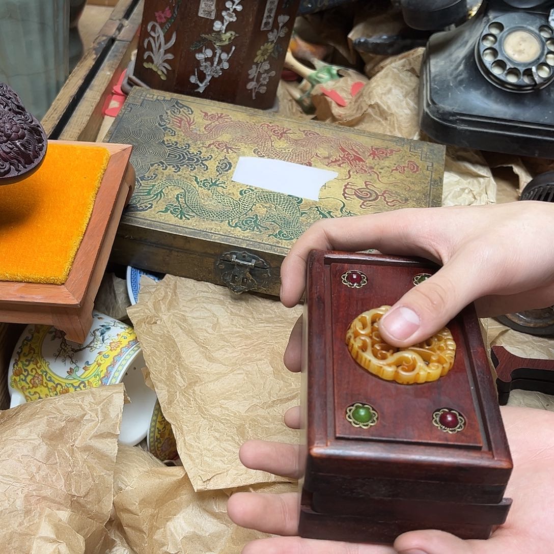 大叶紫檀（黑酸枝木类）