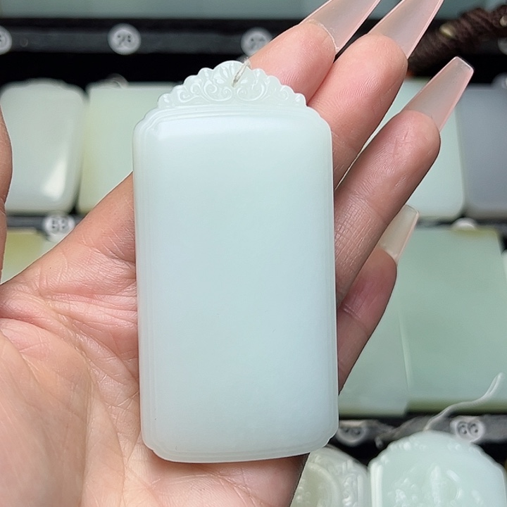 和田玉颈饰未镶嵌9*