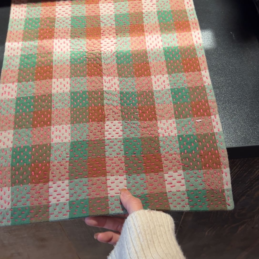 瓷片陶瓷。    陶瓷。   