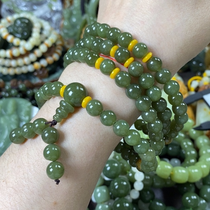 透闪石质玉108粒未镶嵌