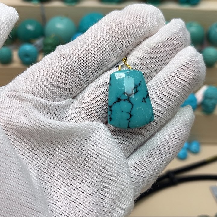 绿松石珠宝未镶嵌