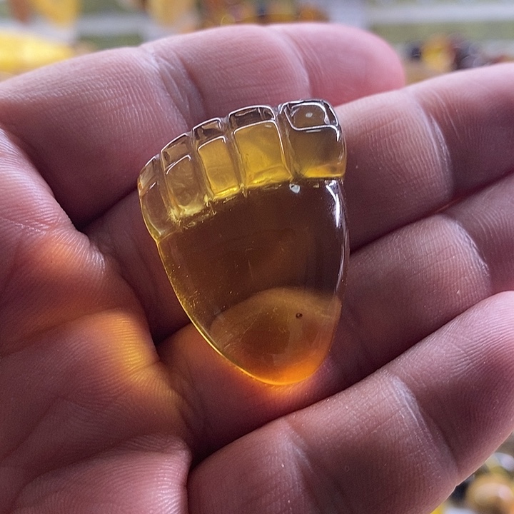 未镶嵌琥珀珠宝奇石吊坠
