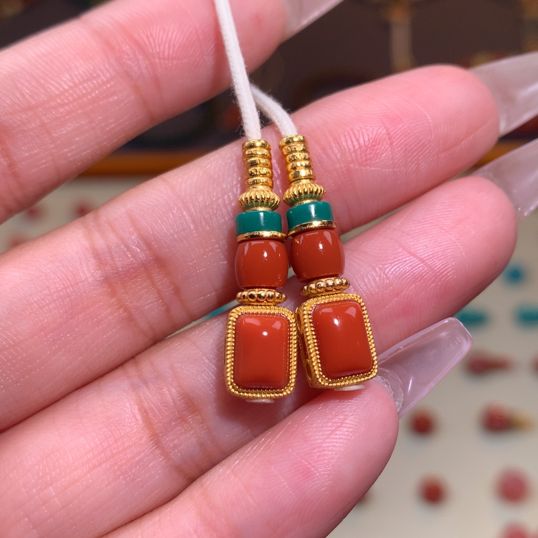 南红玛瑙未镶嵌颈饰