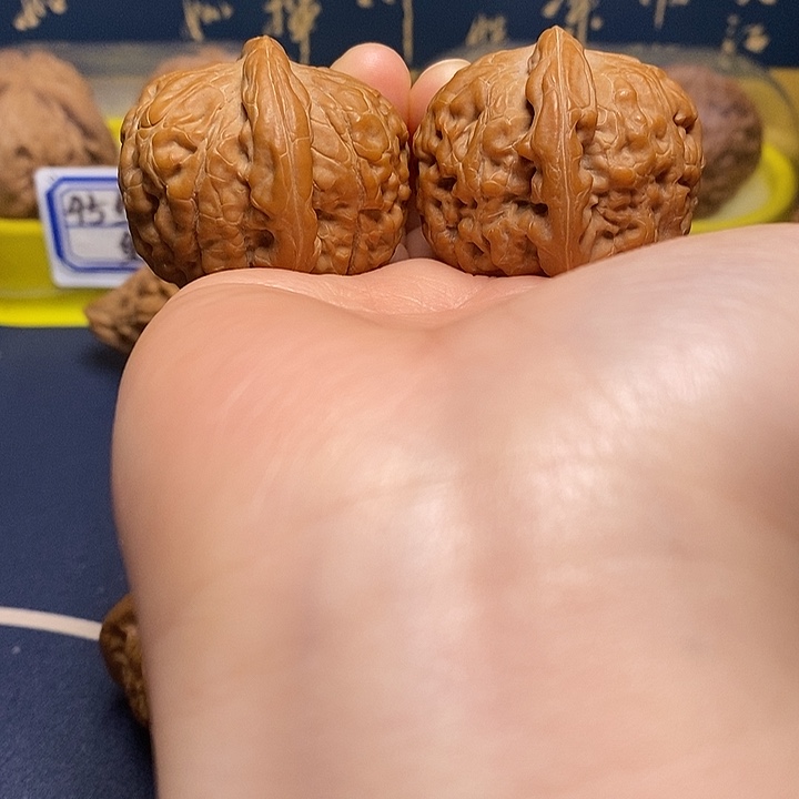 把件文玩核桃金字塔