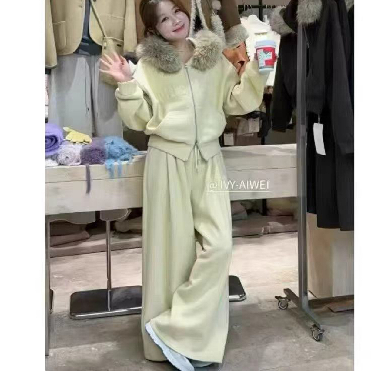 【海南珍珍】新品韩版休闲套装 1957