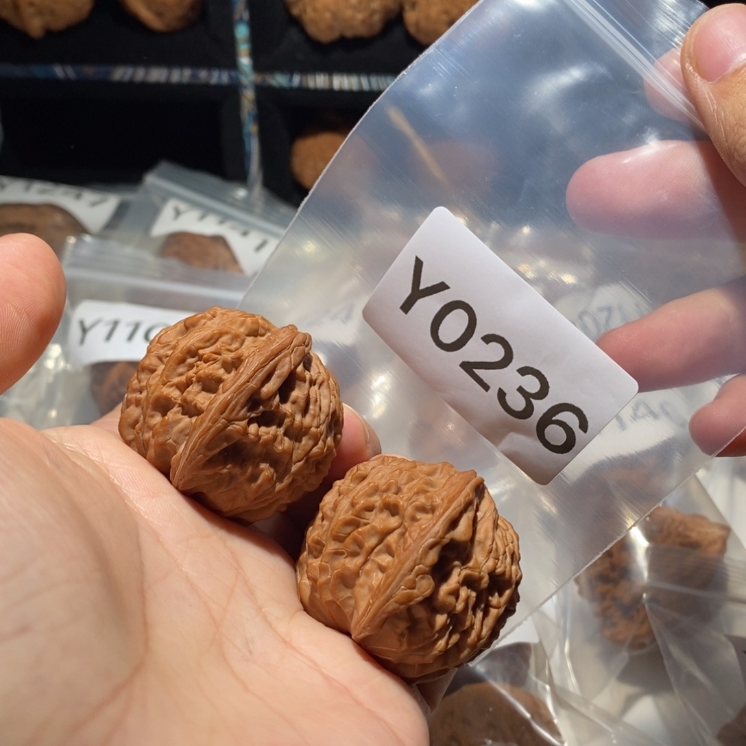 文玩核桃吊坠42全品房山山地磨