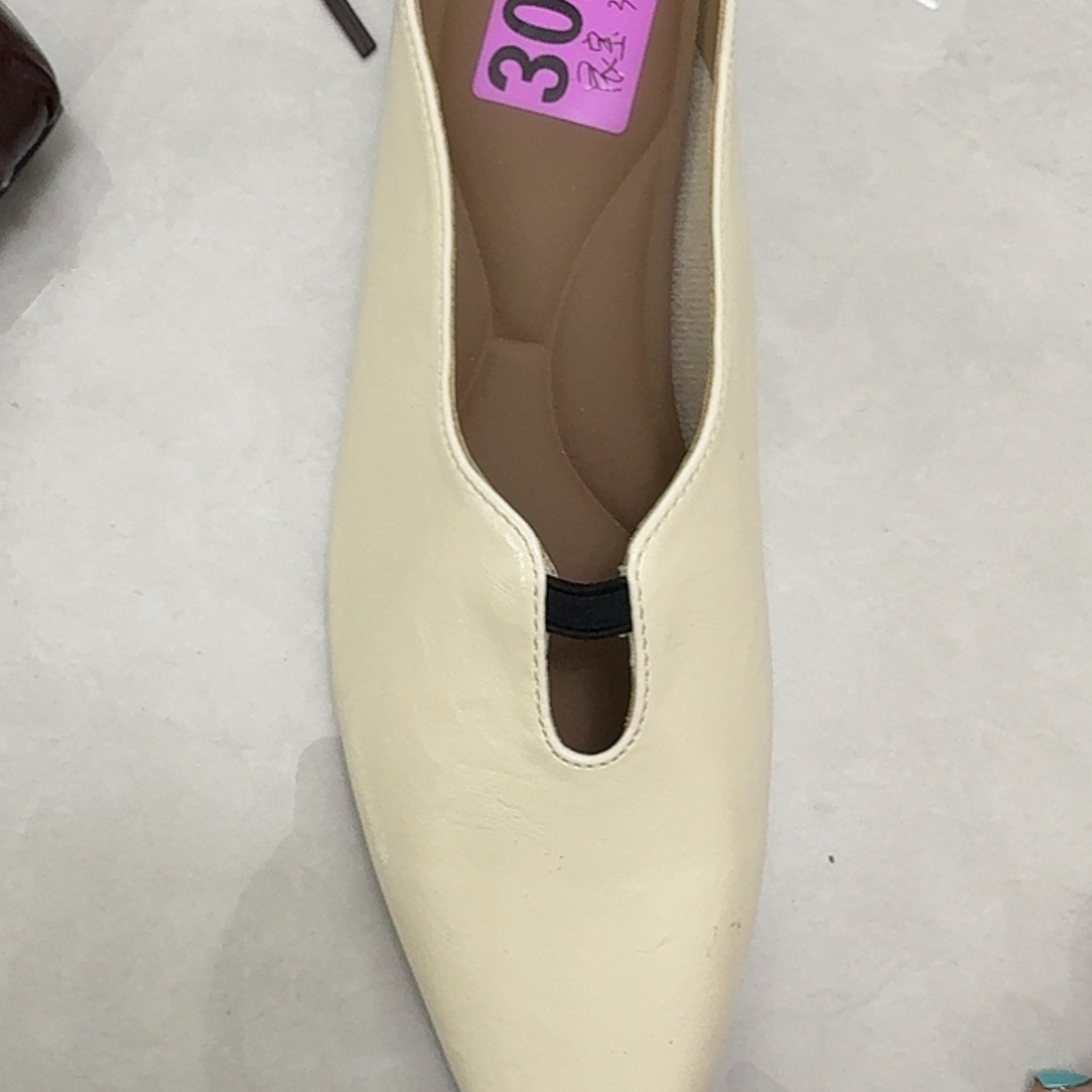 女鞋潮流 不退不换