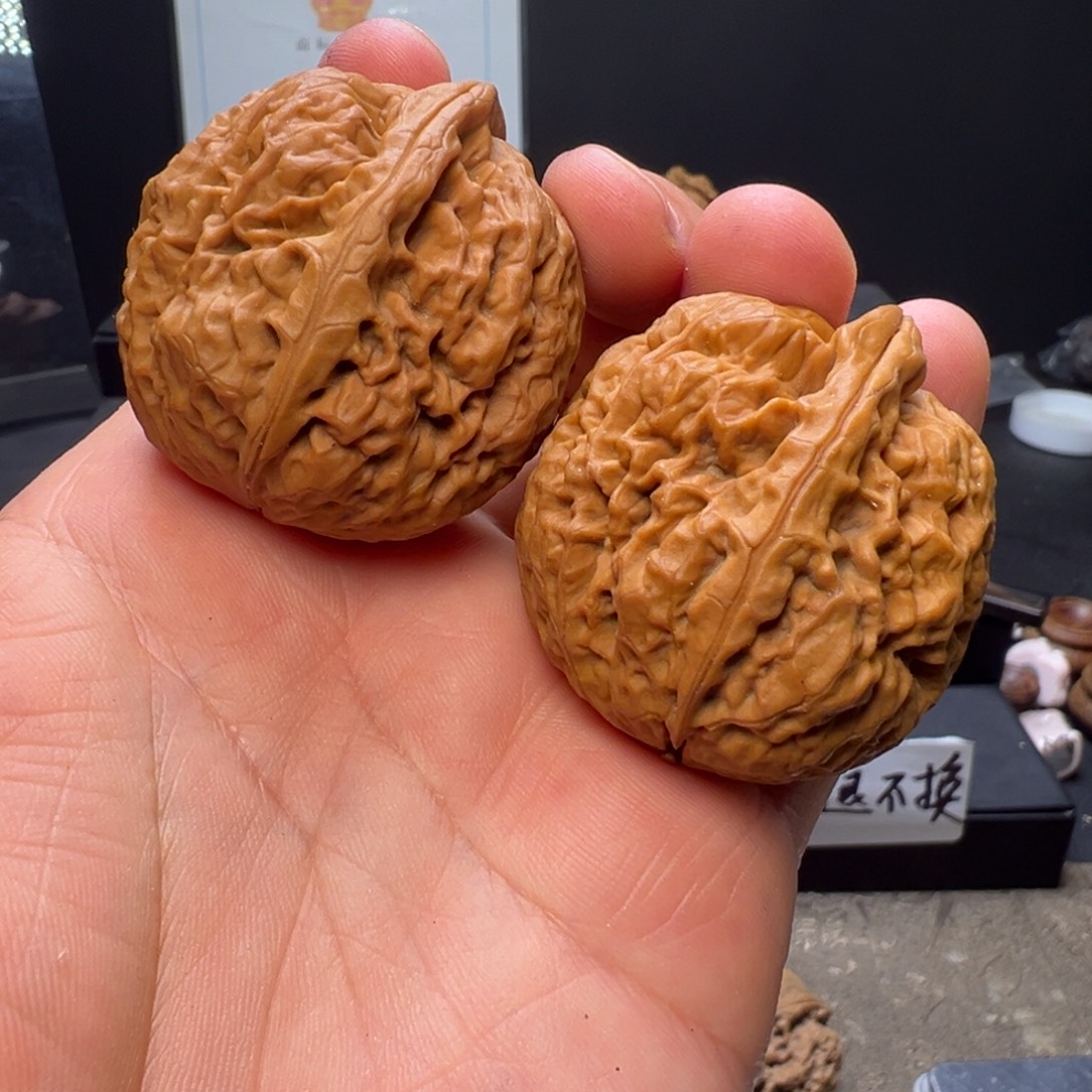 文玩核桃吊坠大粗筋龙鳞纹42mm
