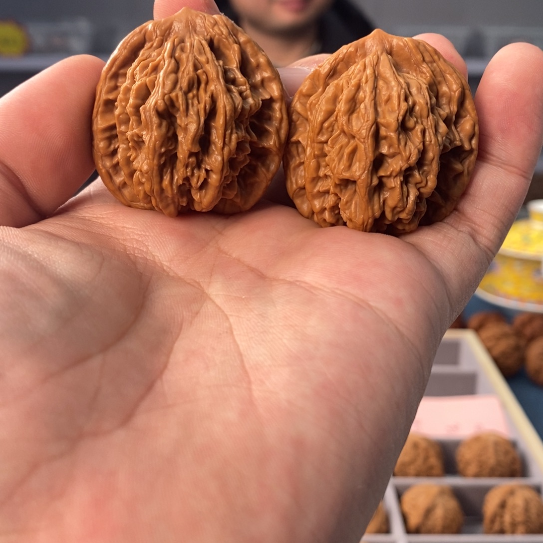 文玩核桃把件全品麦穗虎头41