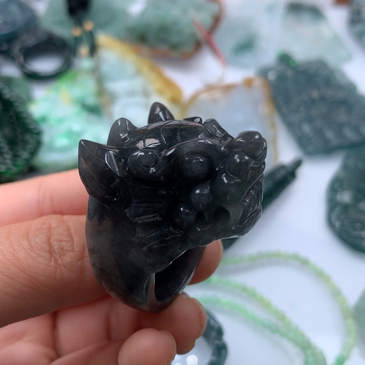 翡翠颈饰未镶嵌保真天然A货翡翠