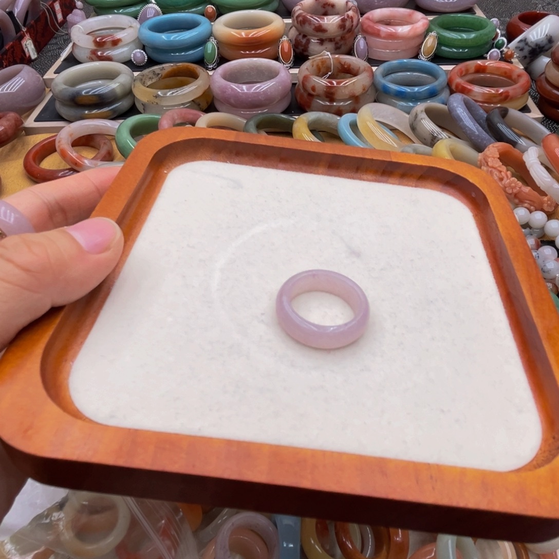 相***5石英岩玉未镶嵌圈口58/59