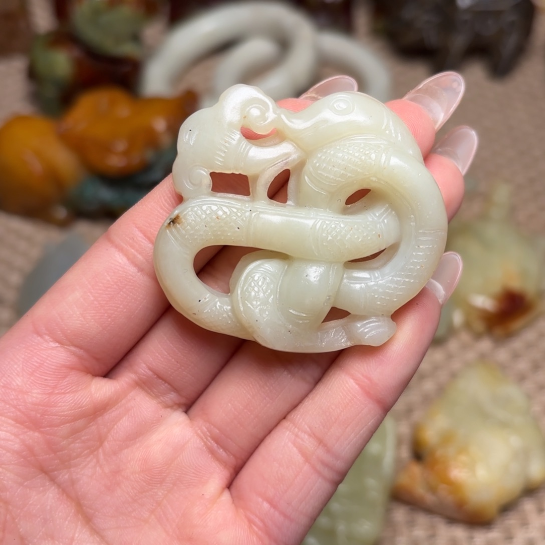 白玉菩提吊坠白玉菩提——白玉菩提