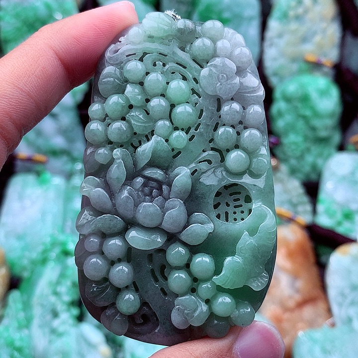 翡翠吊坠(不含链)未镶嵌