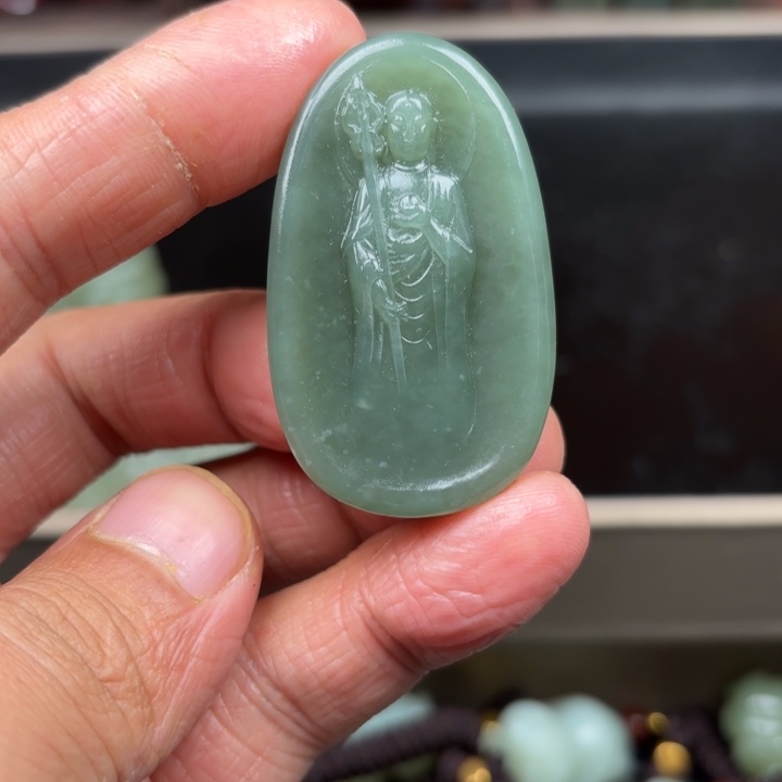 和田玉吊坠未镶嵌