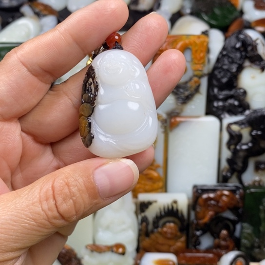 和田玉颈饰未镶嵌用****3