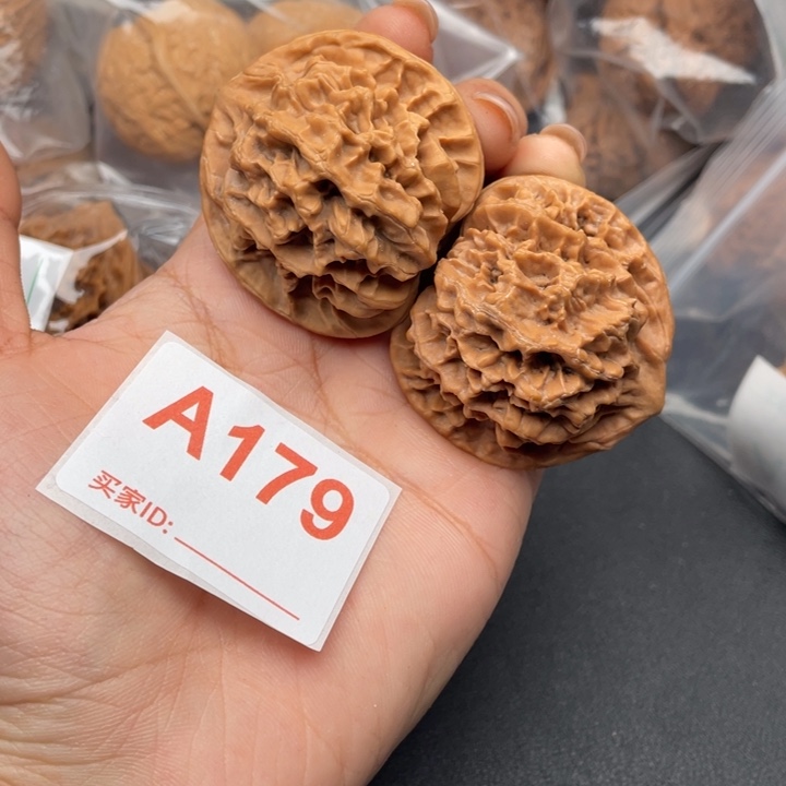 文玩核桃吊坠核桃