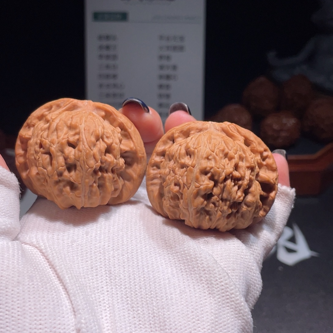 自***队吊坠文玩核桃44.43白狮子3733