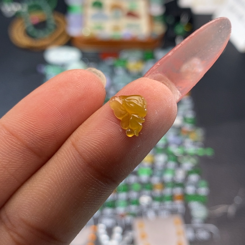 【闪购商品】翡翠挂件未镶嵌仙子