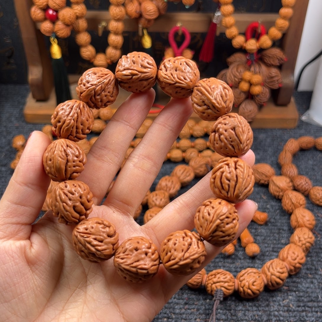 吊坠桃核桃枭手串L2