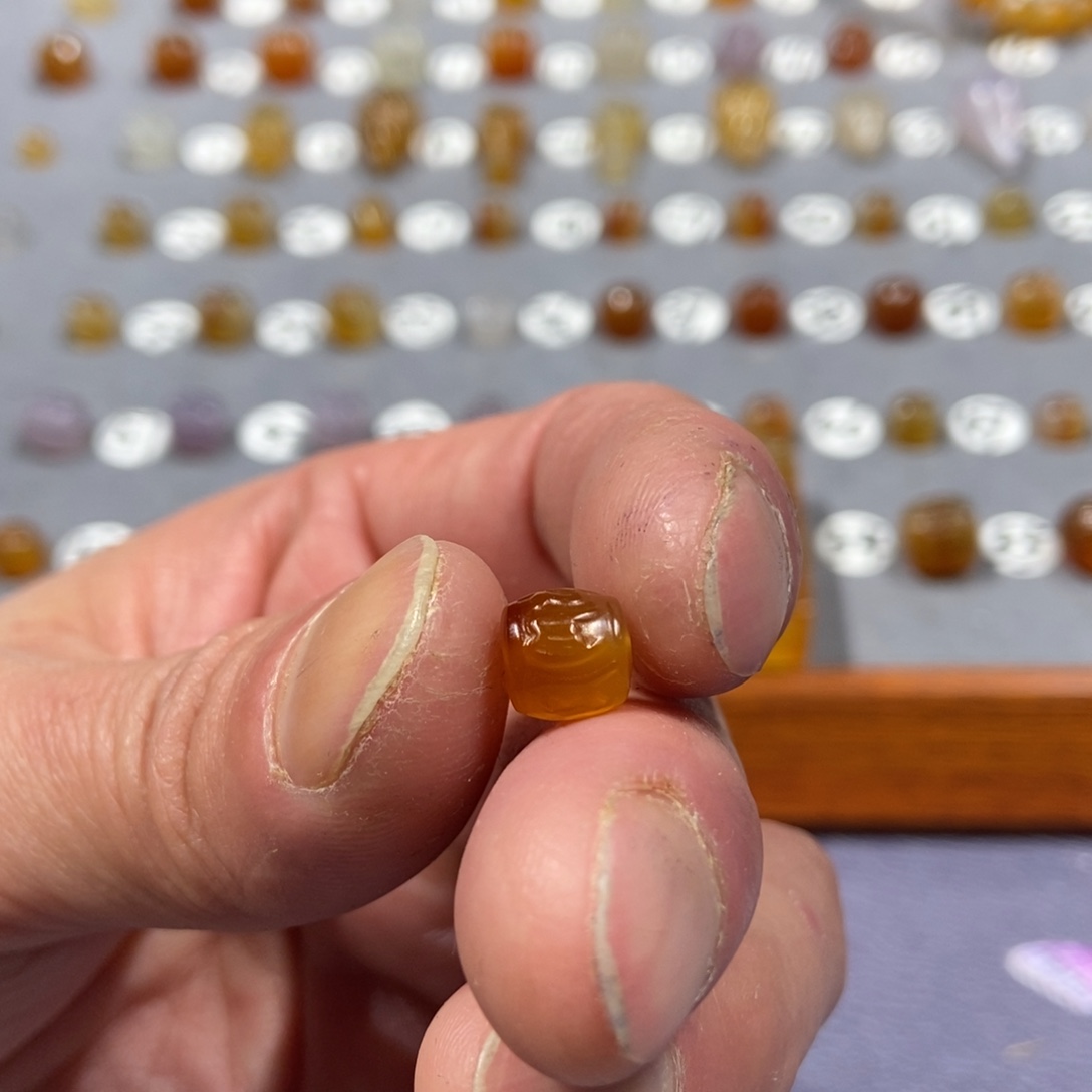 租***）玛瑙/玉髓合金颈饰珠