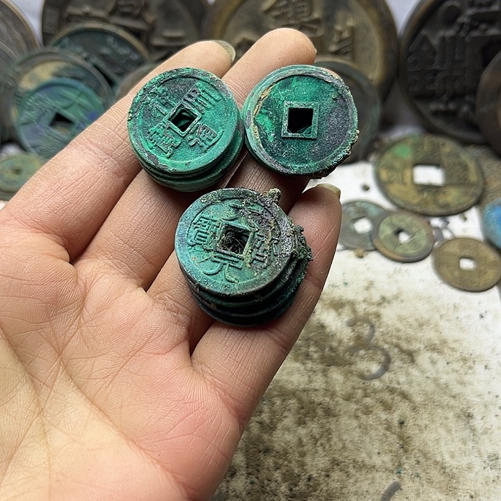 天***宁锌合金文创工艺品复古铜摆件筒子