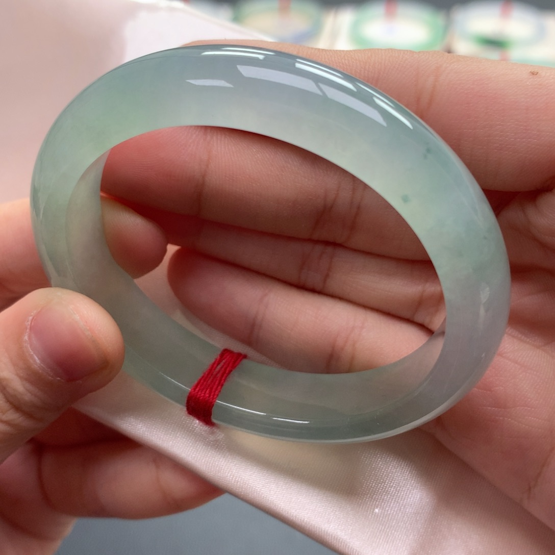 翡翠未镶嵌手镯64号贵妃完美种水强推