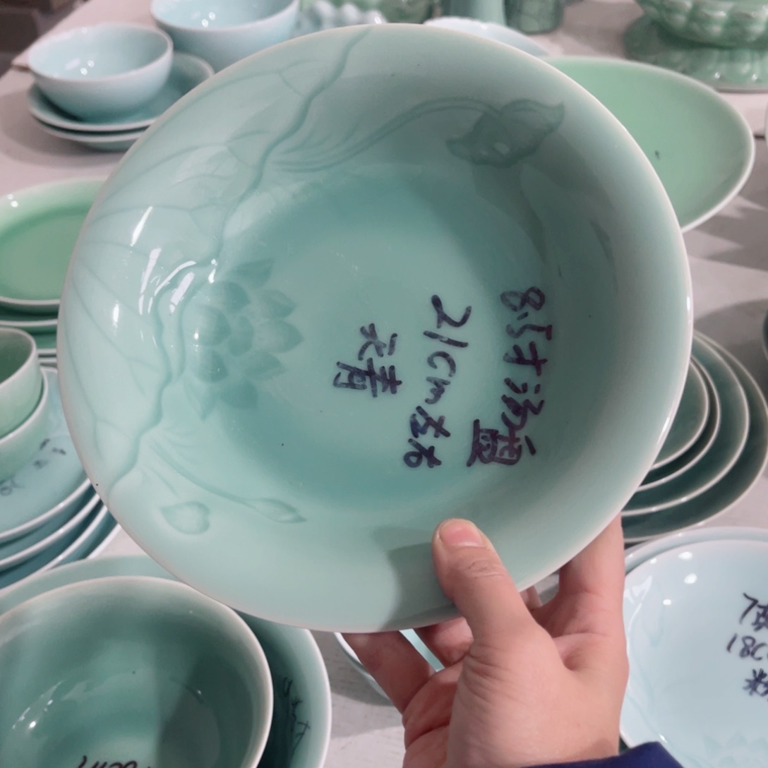 瓷片哈哈哈哈哈哈哈哈