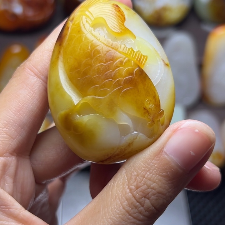 一***0和田玉未镶嵌颈饰