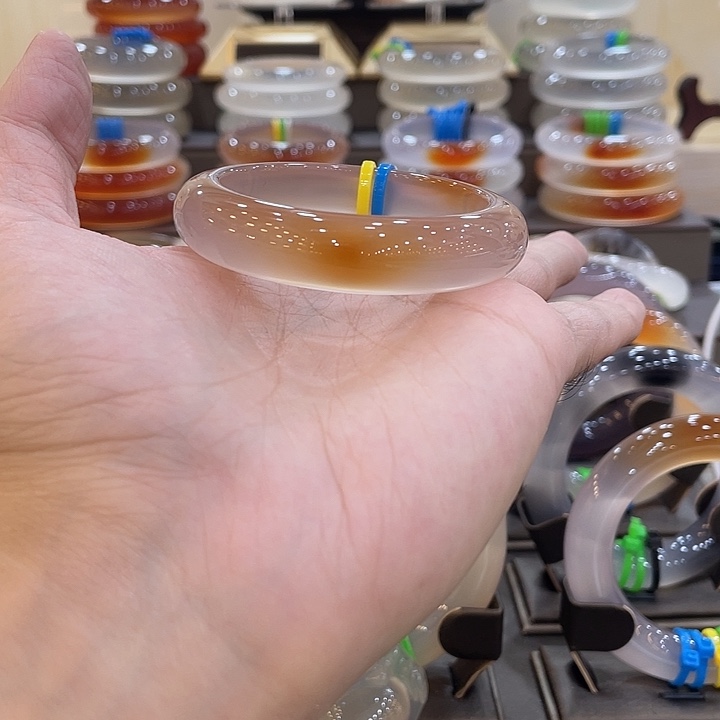 玛瑙/玉髓未镶嵌手镯18