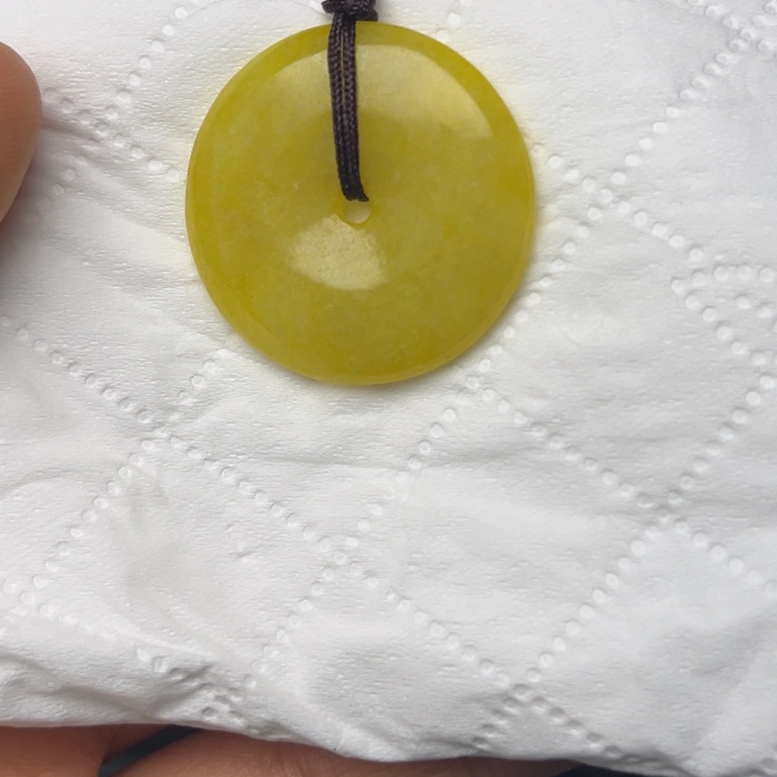 翡翠未镶嵌颈饰挂件
