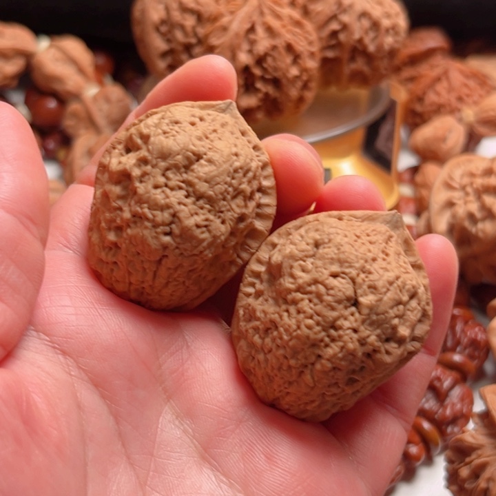 ****3文玩核桃把件36尺寸云铁羊头