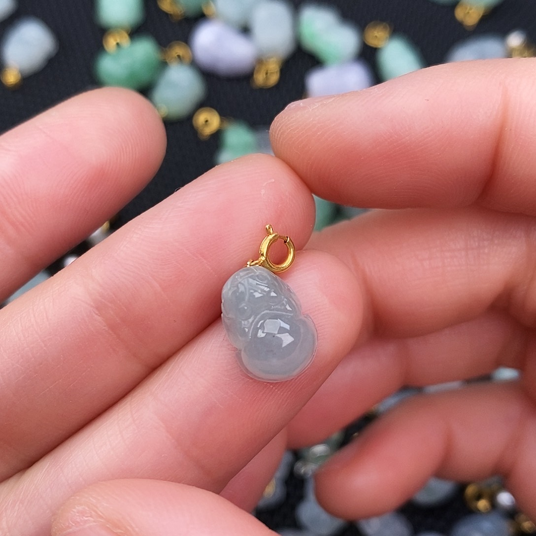 翡翠颈饰18K金镶嵌貔貅