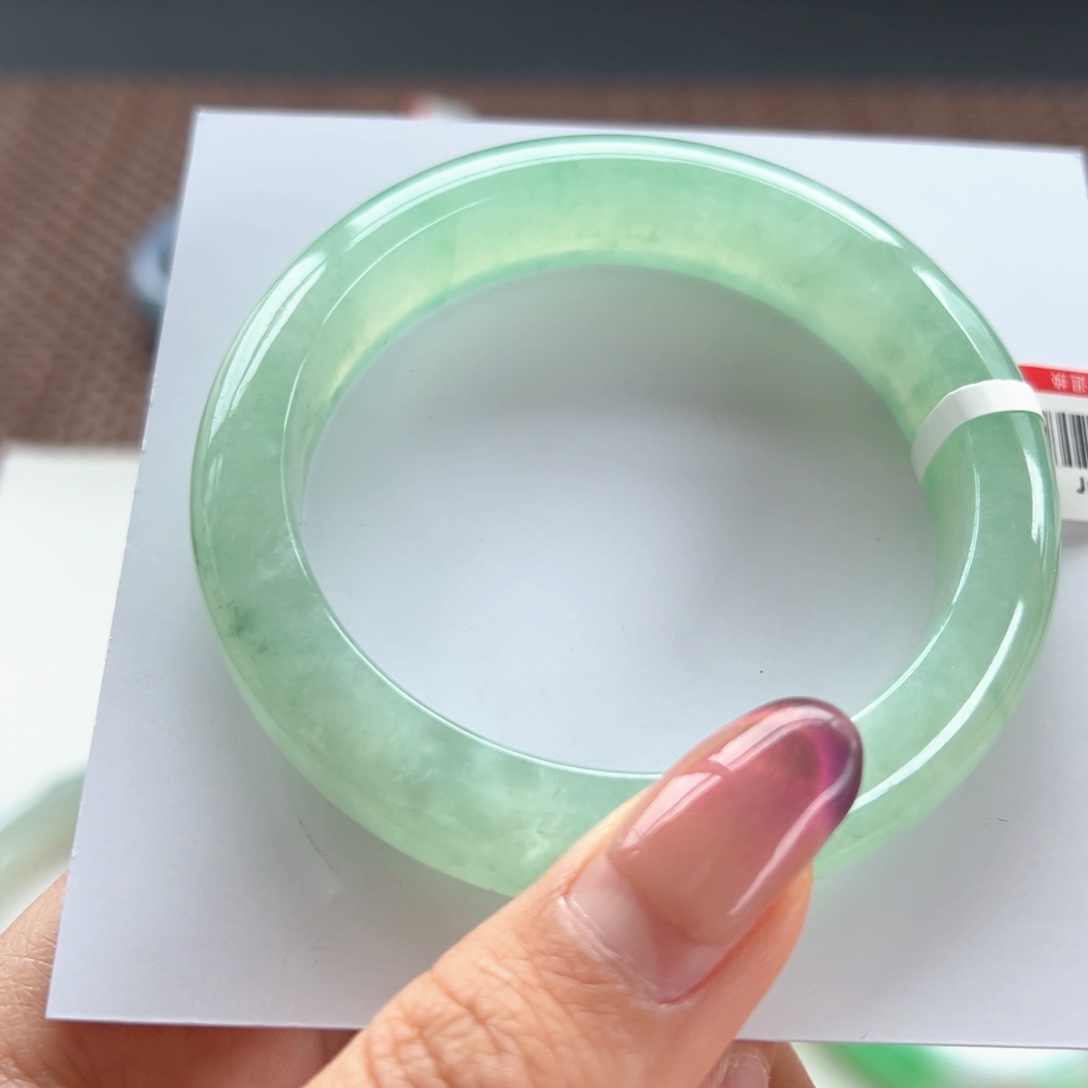 翡翠手镯未镶嵌20号 55