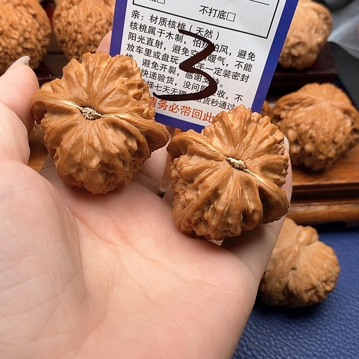 桃核吊坠白狮子头43