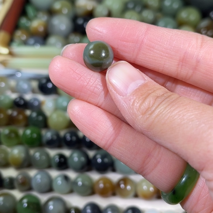 和田玉（糖玉）未镶嵌珠宝半成品