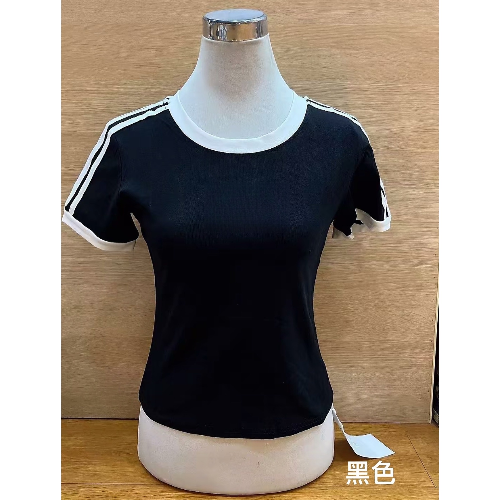 【坦姐严选 实体品质】拼色刺绣短款显瘦百搭半袖T恤6163