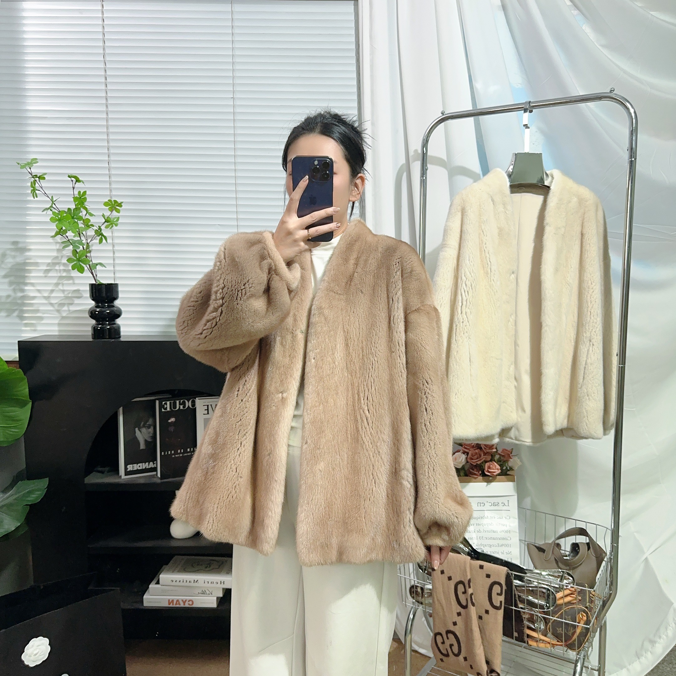 V领泡泡袖进口天鹅绒紫标貂皮大衣水貂皮草外套（75长）