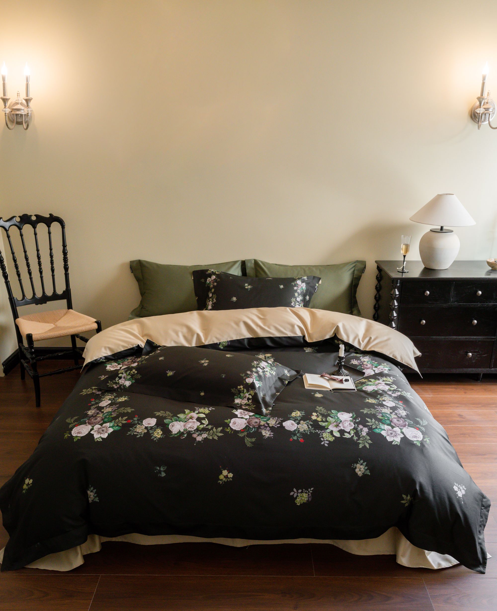 BK-高端轻奢25年新款100S全棉长绒棉数码印花四件套【午夜花园】