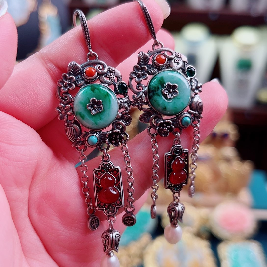 翡翠未镶嵌挂件耳环