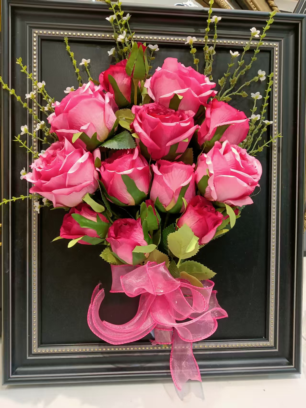 红玫瑰粉玫瑰艾莎百合配草鲜花组合云南昆明鲜花