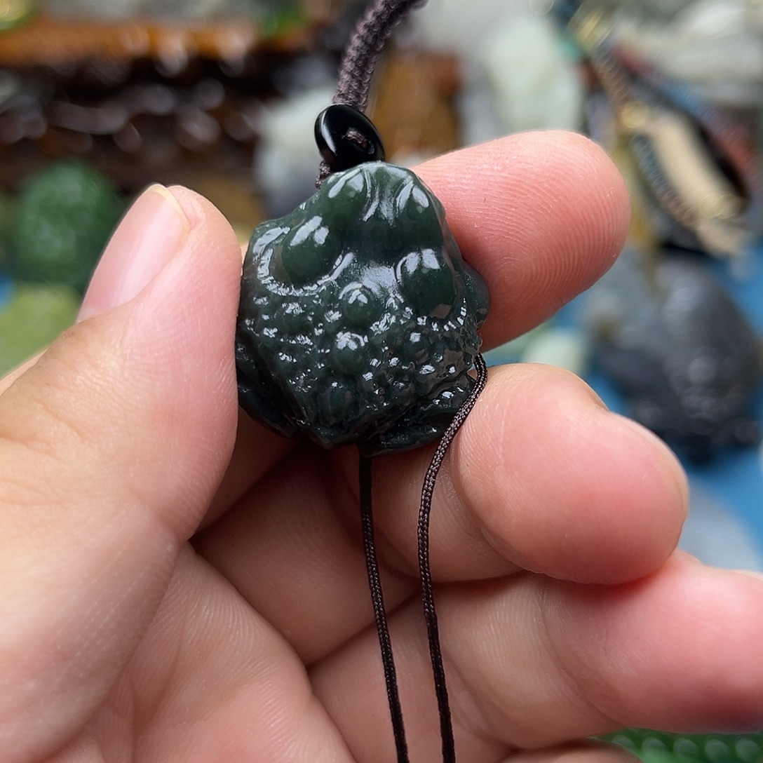 和田玉未镶嵌挂件新疆和田玉且末蓝金蟾