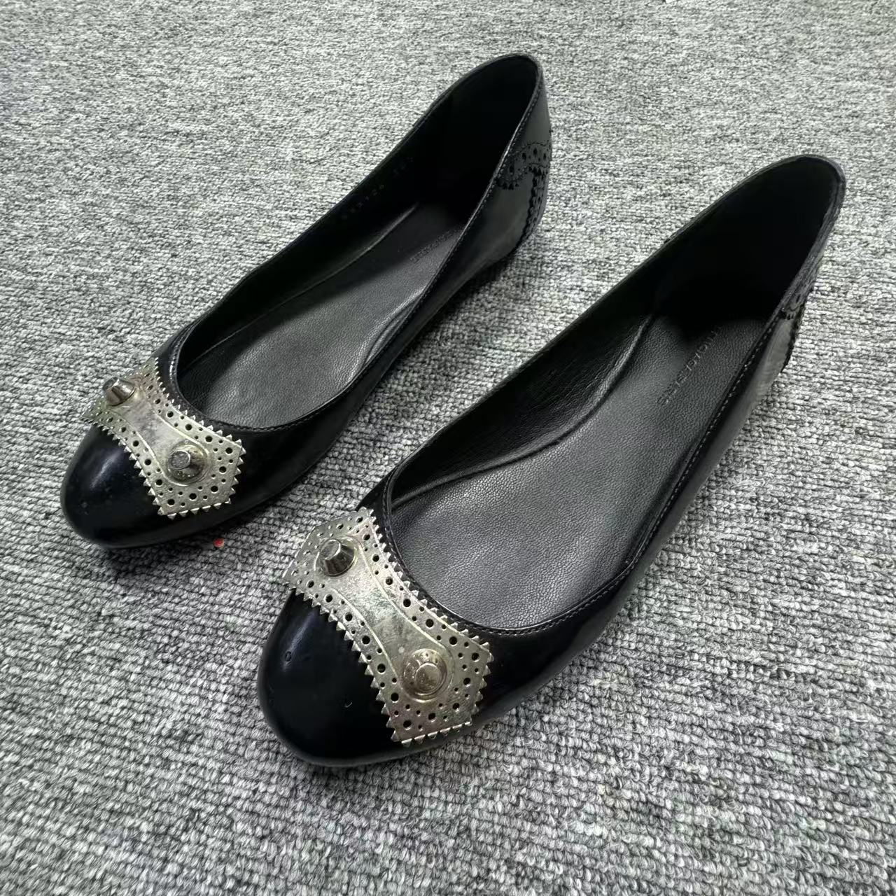 99新 Balenciaga/巴黎世家 36.5码/米亚女鞋黑色方扣平底单鞋 05