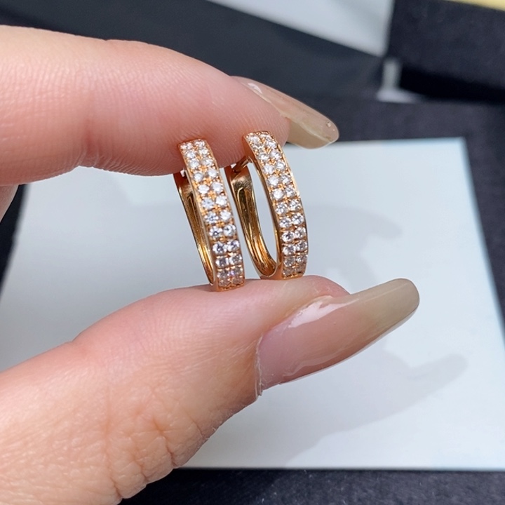 耳饰18K金镶嵌钻石双排耳扣