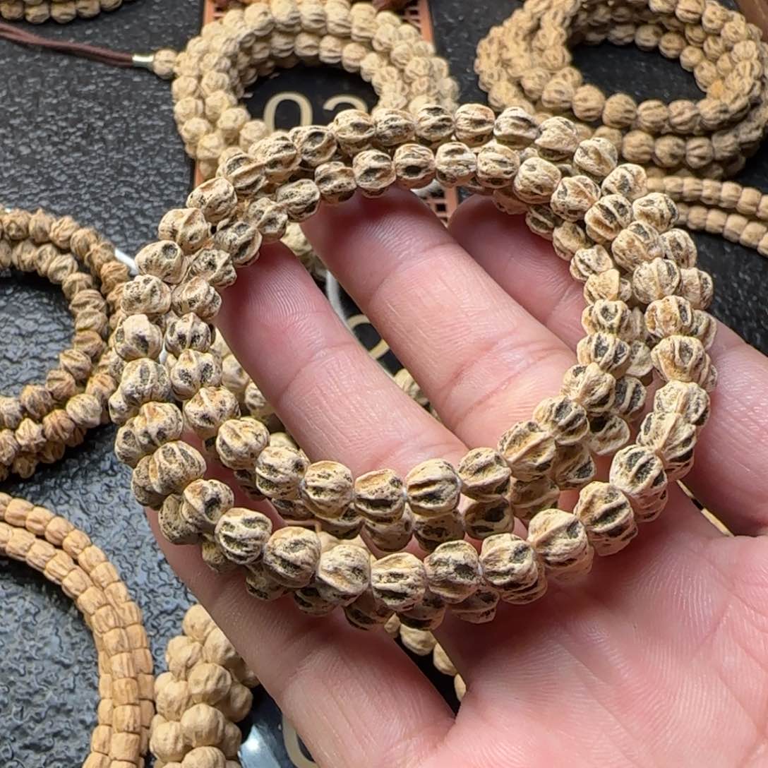 柏香籽/百香籽吊坠布***衣