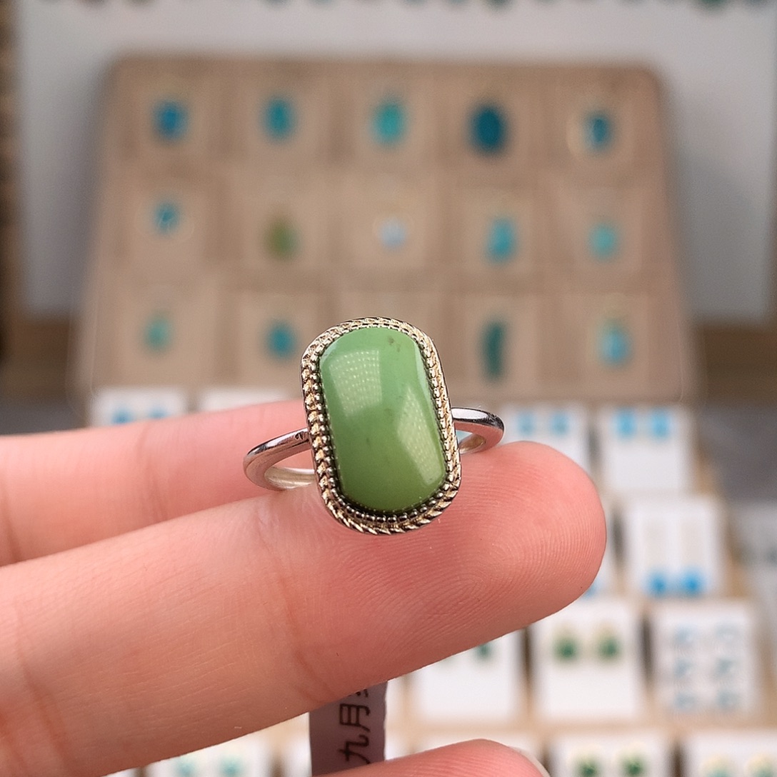 绿松石银S925镶嵌戒指